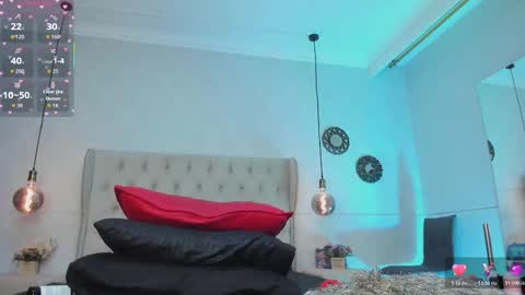 amanda29_ online show from November 22, 11:46 pm