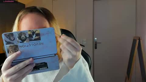 Hi im Amanda online show from November 13, 10:18 am