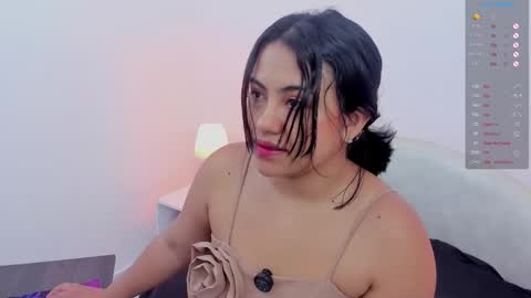 Amanda Marcuzzi  online show from November 12, 11:45 am