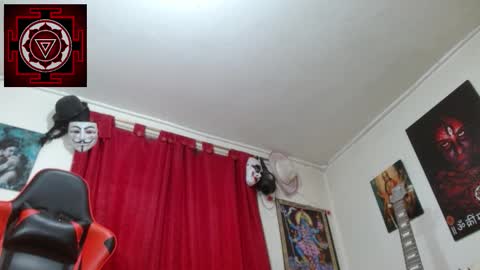 Amanda Valeska online show from November 2, 3:34 pm