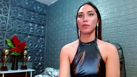 amandaleon online show from January 8, 2:35 pm