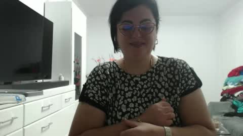 Snapshot of amandamuller1982 chatting on September 12, 10:23 pm Anda online show from September 12, 10:23 pm
