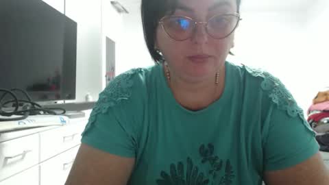 Snapshot of amandamuller1982 chatting on October 12, 7:49 pm Anda online show from October 12, 7:49 pm