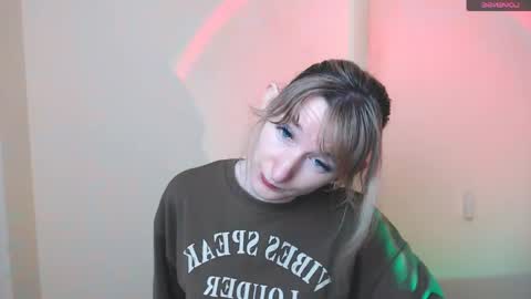 Amanda online show from May 21, 7:04 am