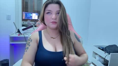 Snapshot of amandhaaa chatting on September 10, 1:39 am Amandha online show from September 10, 1:39 am