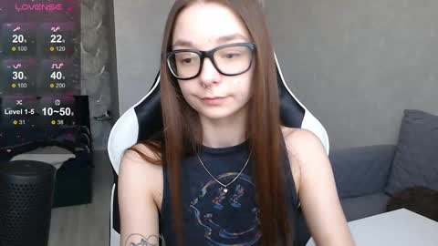 Mila online show from March 6, 11:47 am