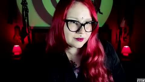 Goddess Amanita online show from April 8, 12:30 pm