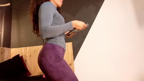 amara_vex online show from June 24, 12:34 pm