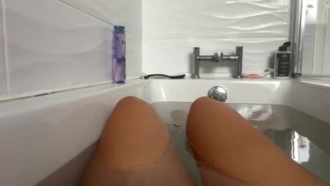 Amara Elise online show from June 1, 5:03 pm
