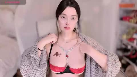 yooo online show from February 4, 2:43 pm