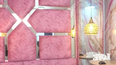ambar_cullen online show from May 18, 8:37 pm
