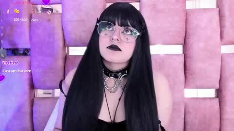 Snapshot of ambar_devon chatting on October 9, 7:19 pm online show from October 9, 7:19 pm