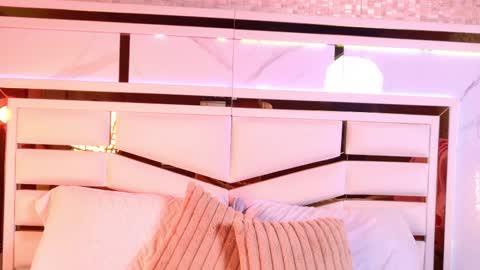 Snapshot of ambar_rosse25 chatting on October 13, 12:07 pm Julieta online show from October 13, 12:07 pm