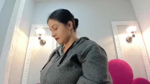 Snapshot of ambbermoon chatting on September 28, 10:41 pm online show from September 28, 10:41 pm