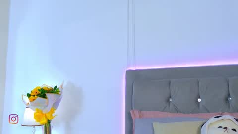 amber_bull online show from March 13, 3:37 pm