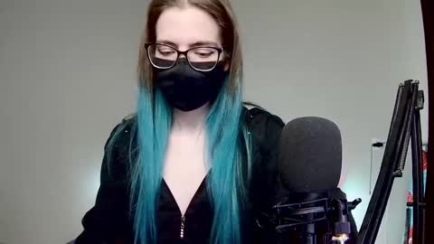 Amber non-nude model online show from December 30, 4:09 am