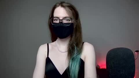 Amber non-nude model online show from October 4, 12:41 am