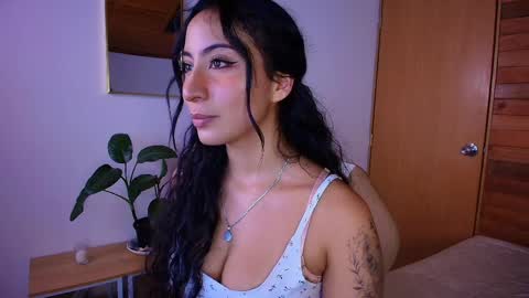 amber_curly online show from April 10, 7:51 pm