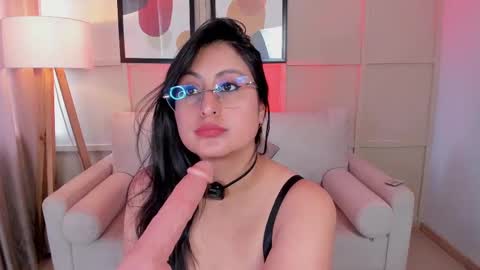Snapshot of amber_gold113 chatting on October 1, 6:18 pm Amber online show from October 1, 6:18 pm