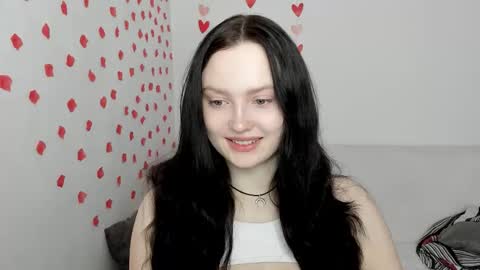 call me Amber online show from March 19, 8:09 am