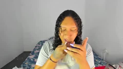 Snapshot of amber_lee20 chatting on September 23, 7:53 pm LUISA online show from September 23, 7:53 pm