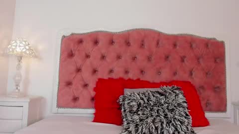 Snapshot of amber_roose75 chatting on September 10, 12:28 pm julieta online show from September 10, 12:28 pm