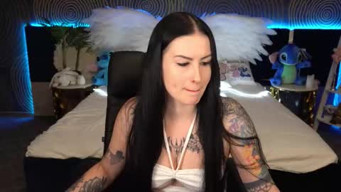 Snapshot of amberdismond chatting on October 16, 12:38 pm Anna online show from October 16, 12:38 pm
