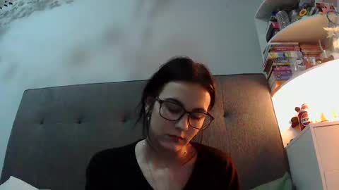 AmberIsPurple online show from January 3, 6:57 pm