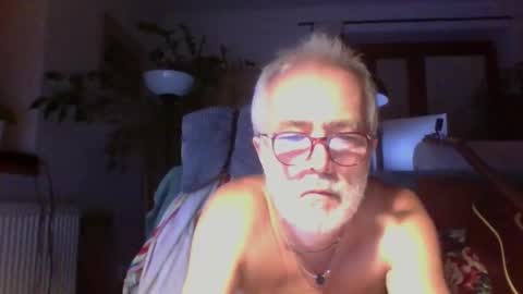 Amberr11 online show from September 15, 10:22 pm