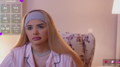 Amberseyes online show from February 25, 1:21 pm