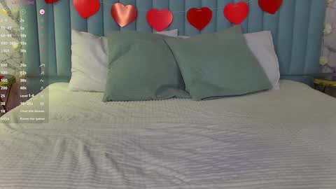 Amber online show from February 17, 7:01 pm