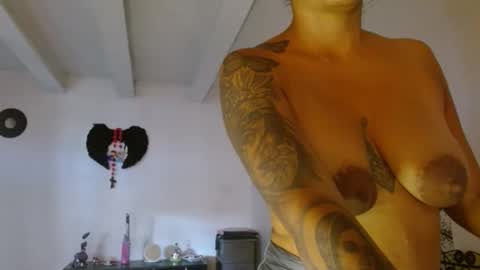 amelia  online show from March 17, 8:58 pm