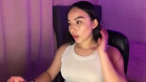 Amelia online show from June 29, 7:57 pm