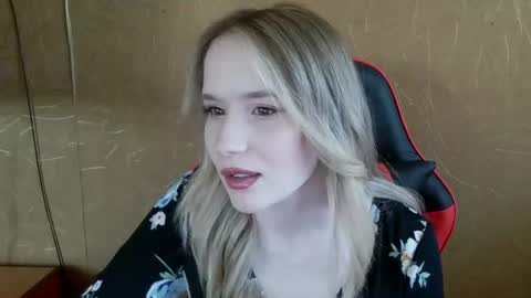 Amelia  online show from June 23, 8:33 am