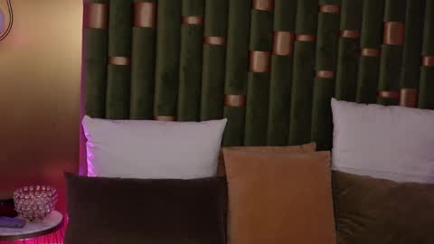 Amelia online show from April 15, 4:49 am