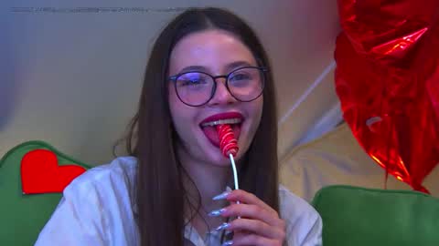 Amelia online show from March 2, 3:45 am