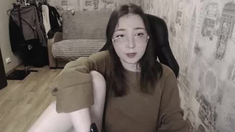 Snapshot of ameliakamishiro chatting on February 18, 3:10 pm Amelia online show from February 18, 3:10 pm