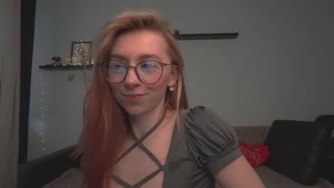 Snapshot of ameliamber0 chatting on March 8, 3:56 pm Amelia online show from March 8, 3:56 pm