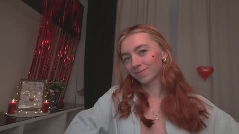 Snapshot of ameliamber0 chatting on February 14, 3:26 pm Amelia online show from February 14, 3:26 pm