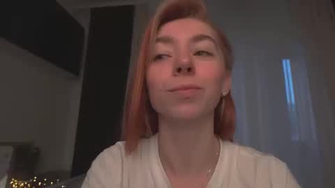 Snapshot of ameliamber0 chatting on February 8, 3:31 pm Amelia online show from February 8, 3:31 pm