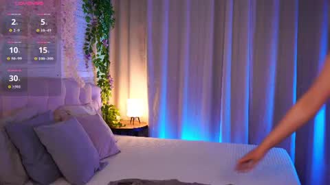  Amelia  online show from June 24, 3:02 am