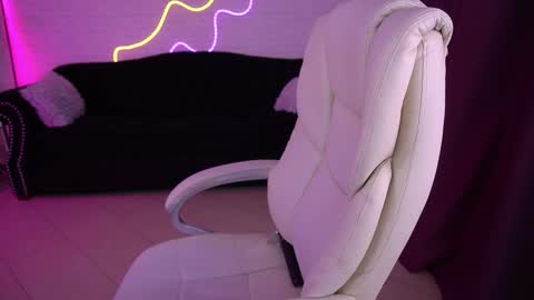 Alina online show from October 25, 4:18 pm