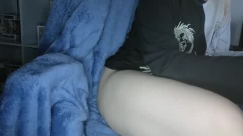 amethystmoon18 online show from December 1, 10:30 pm