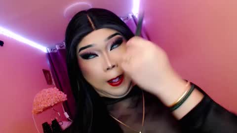 Queen Mireska online show from September 21, 11:47 am