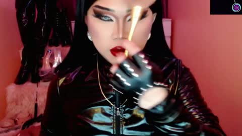 Queen Mireska online show from April 11, 5:06 pm