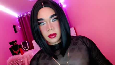 Queen Mireska online show from March 5, 3:07 pm