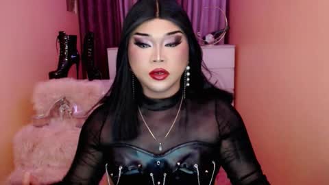 Queen Mireska online show from October 4, 12:47 pm