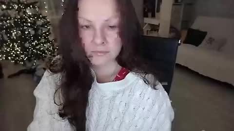 Mila online show from January 8, 11:10 pm