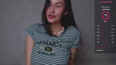 Snapshot of aminegulse chatting on September 30, 11:37 pm Camilla online show from September 30, 11:37 pm