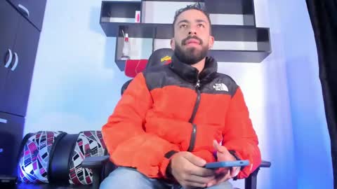 Amir online show from March 3, 1:12 pm